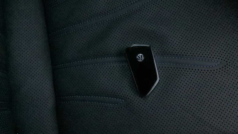 Volkswagen Passat 1.5 TSI eHybrid R-Line 5dr DSG Estate